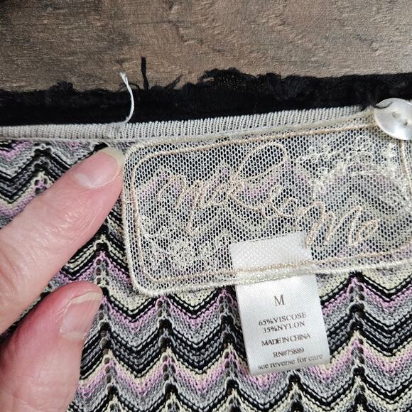 Nick & Mo Cardigan Women's Black and Pink Chevron Sweater Medium Retro Zig Zag - Picture 11 of 15